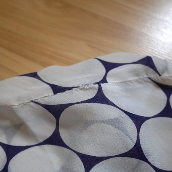 40s / 1940s Navy White Dot Sheer Blouse by Robert using Bemberg Rayon - Picture 5 of 10